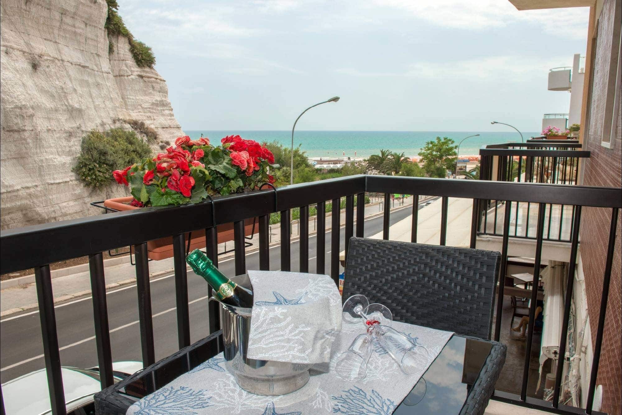 A Un Passo Dal Mare Bed & Breakfast Vieste Dış mekan fotoğraf